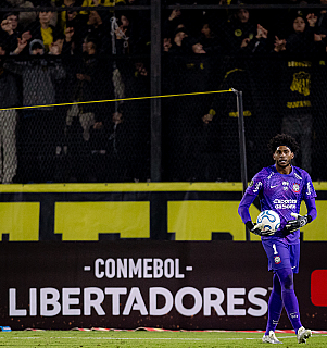 Buenos Aires cria canal de denúncia contra racismo para jogo entre Estudiantes e Corinthians
