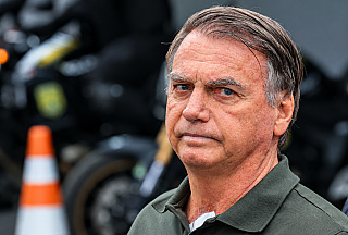 Defesa de Bolsonaro pede nova anulação de condenação no STF; Nunes Marques é relator