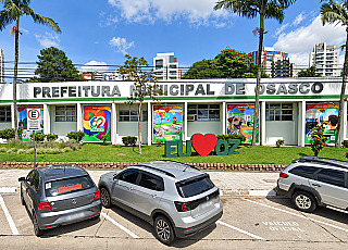 Decisão judicial pede exoneração de mais de 400 cargos comissionados  na Prefeitura de Osasco